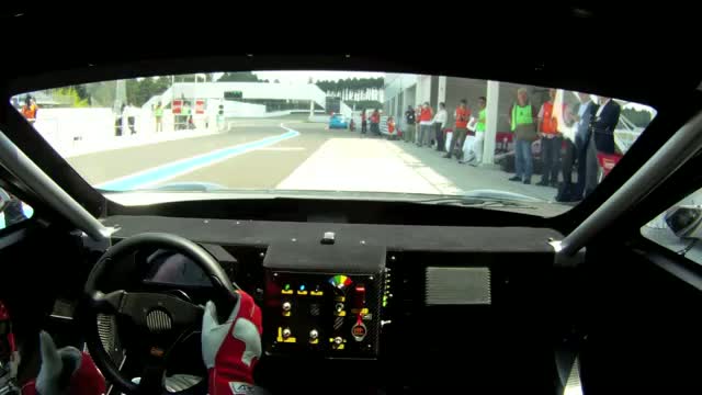 12 Nissan Leaf Press Kit