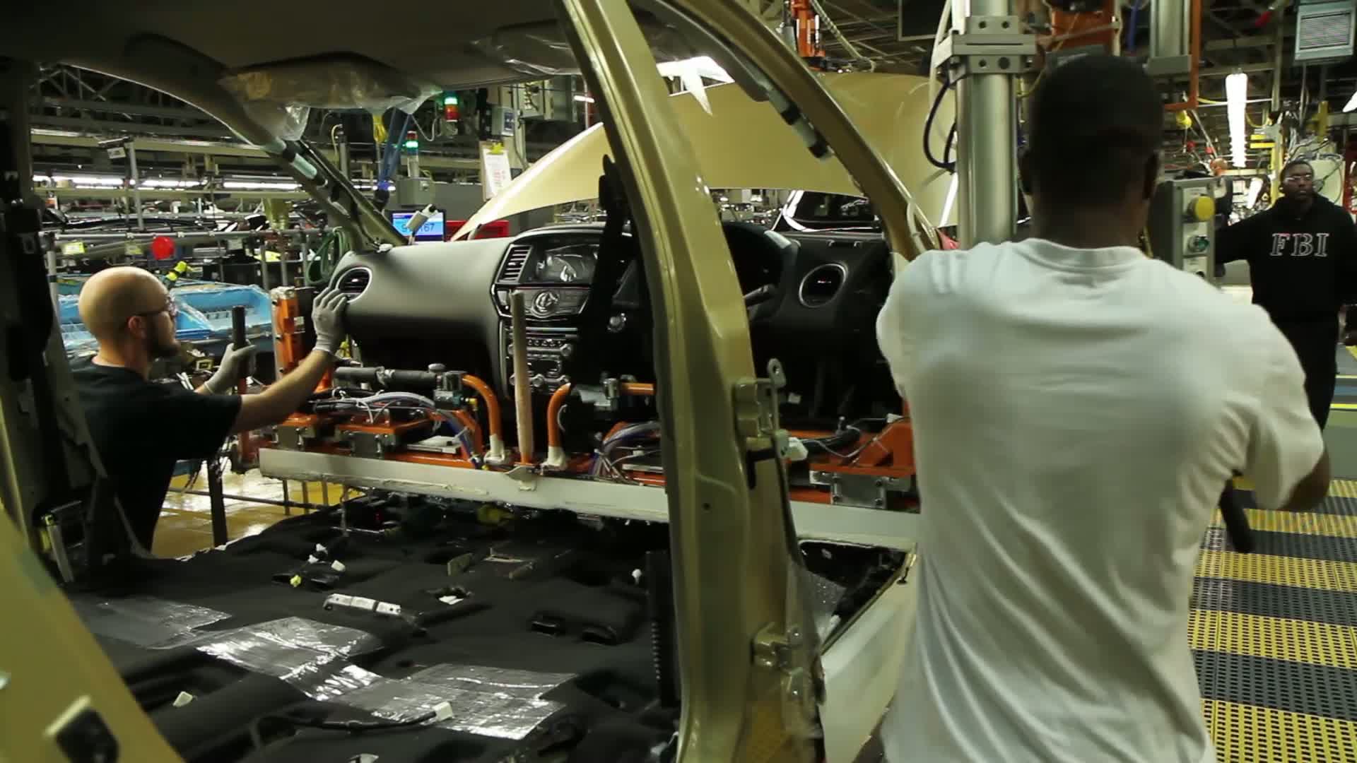 Nissan manufacturing rus