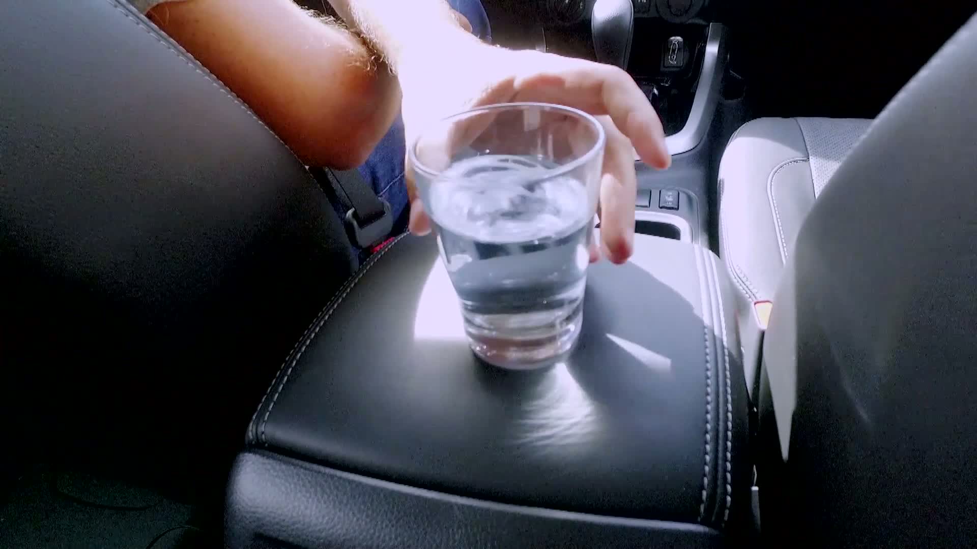 Água na Nissan Frontier? Só se for do lado de fora